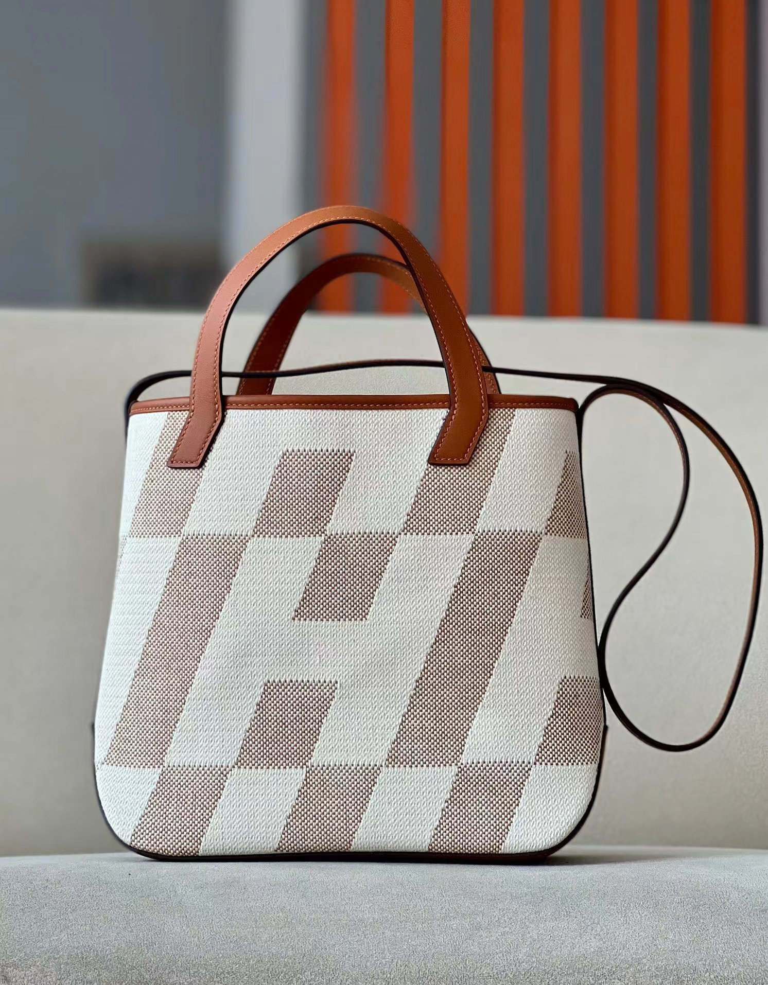 Hermes cabas27帆布包代購級，全手工縫線工藝！(圖1)