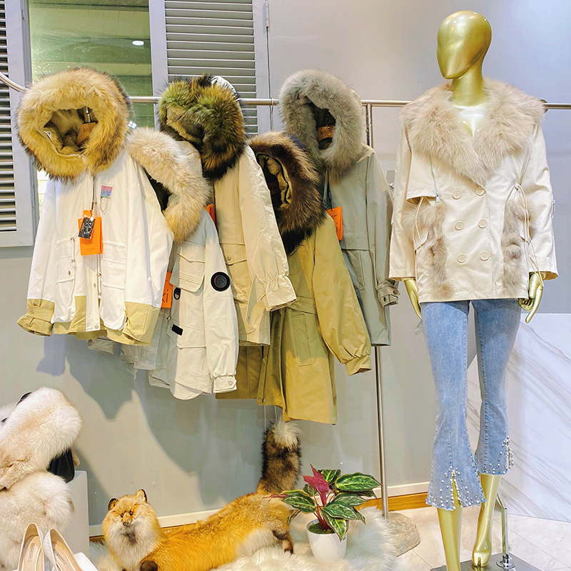 2023品牌女裝清倉超低價羽絨服外套帶毛領一手貨源批發(fā)(圖5)